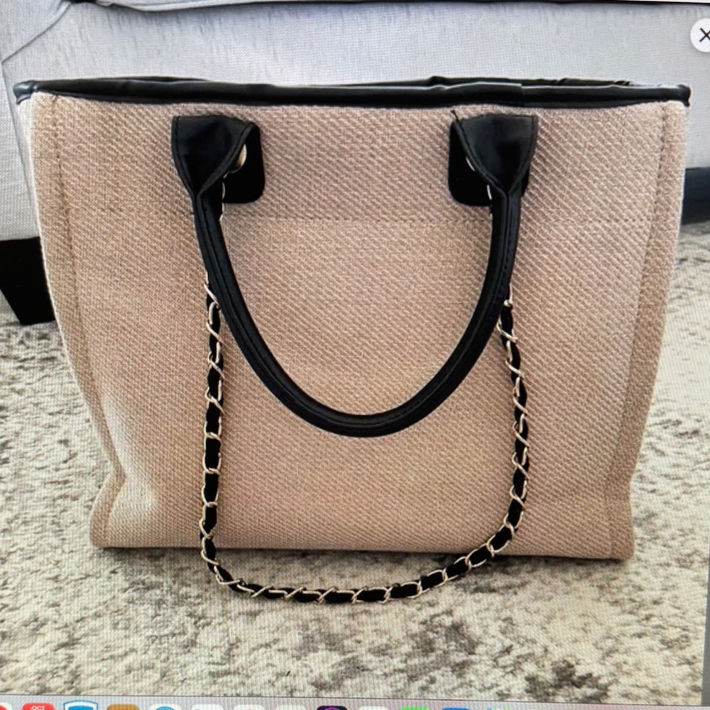 New condition tote bag 💗